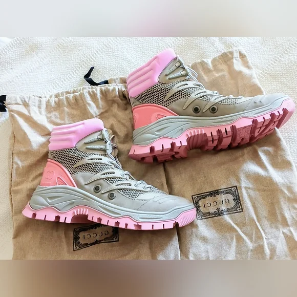 New. Gucci lace up booties - Picture 6 of 12